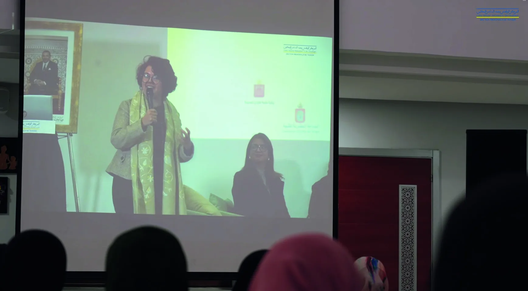 أفكار تُبث مباشرة